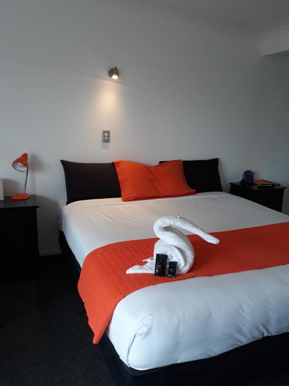 Mokau Motels Exterior photo